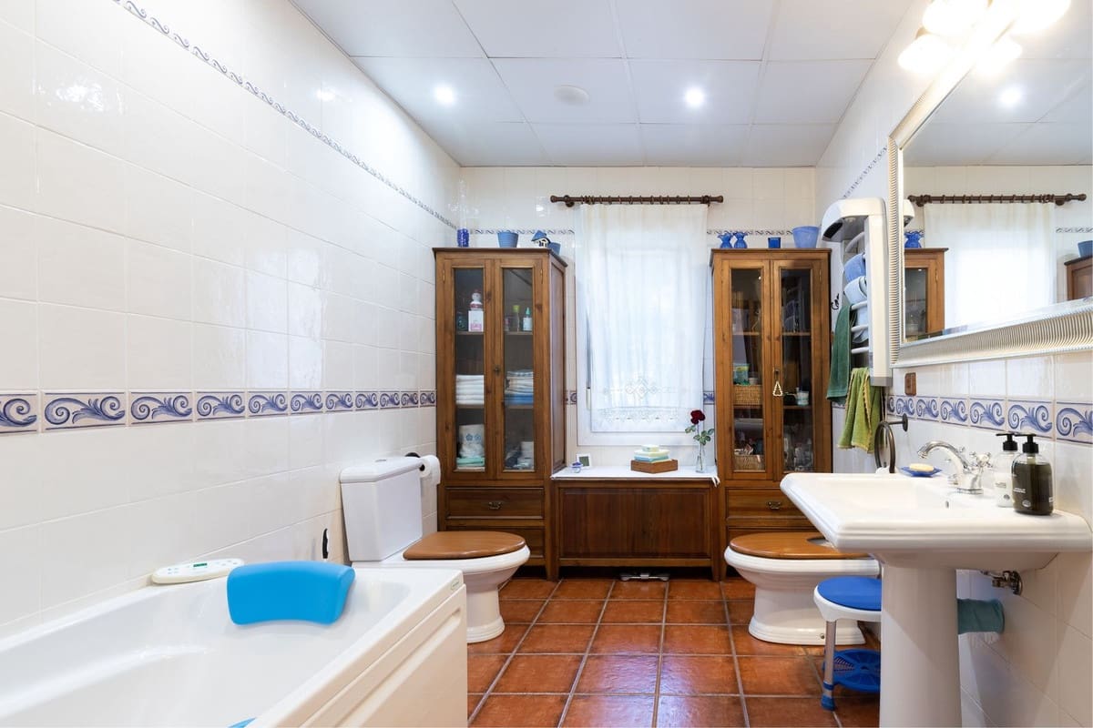 4 bedroom Finca/Country House for sale in Coin with pool garage - € 689,000 (Ref: 9584440)