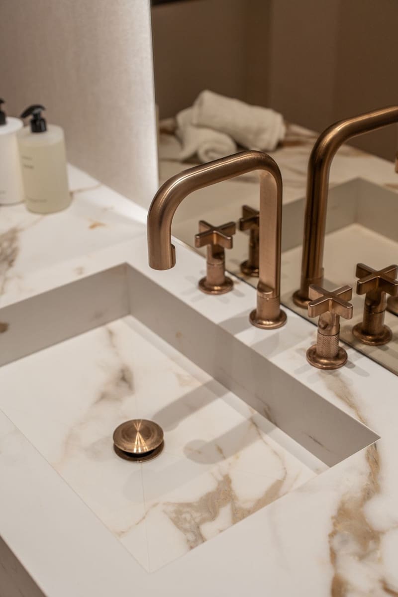 4 quarto Apartamento de Praia para venda em Nueva Andalucia com piscina garagem - 2 750 000 € (Ref: 9597183)