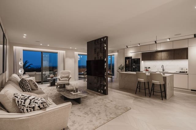 4 quarto Apartamento de Praia para venda em Nueva Andalucia, Marbella com piscina garagem - 2 750 000 € (Ref: 9597183)