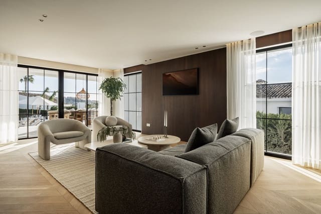 5 sovrum Villa till salu i Nueva Andalucia, Marbella med pool garage - 5 950 000 € (Ref: 9675132)