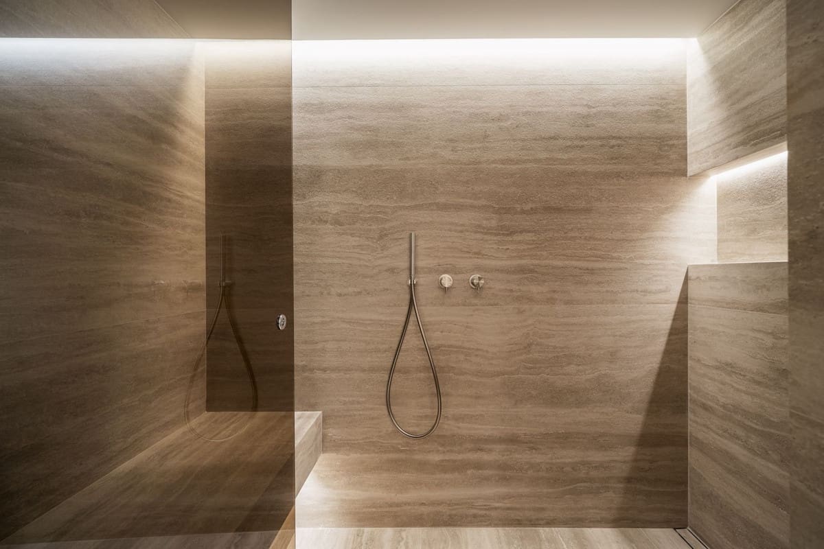 Chalet de 5 habitaciones en Nueva Andalucia en venta con piscina garaje - 5.950.000 € (Ref: 9675132)