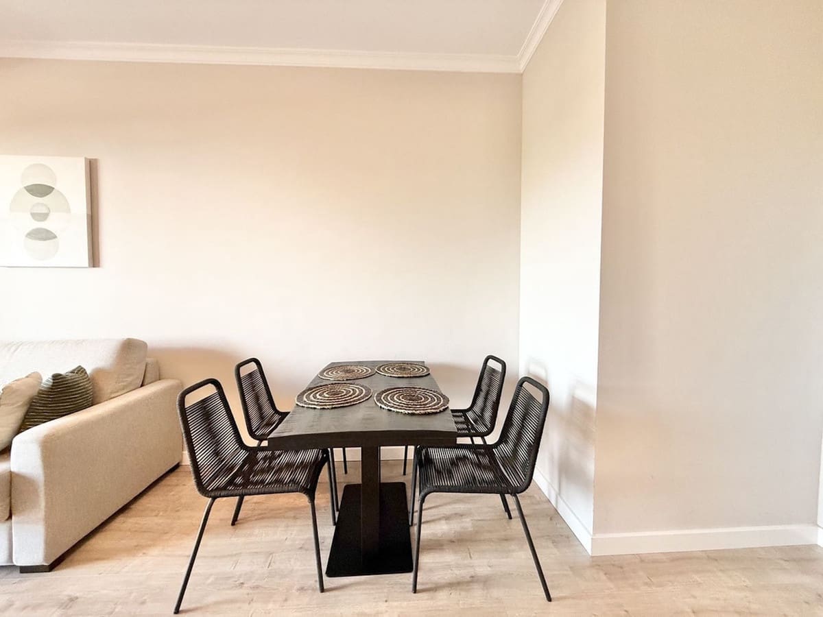 Apartamento de 2 habitaciones en Benahavís en venta con piscina garaje - 259.000 € (Ref: 9699860)