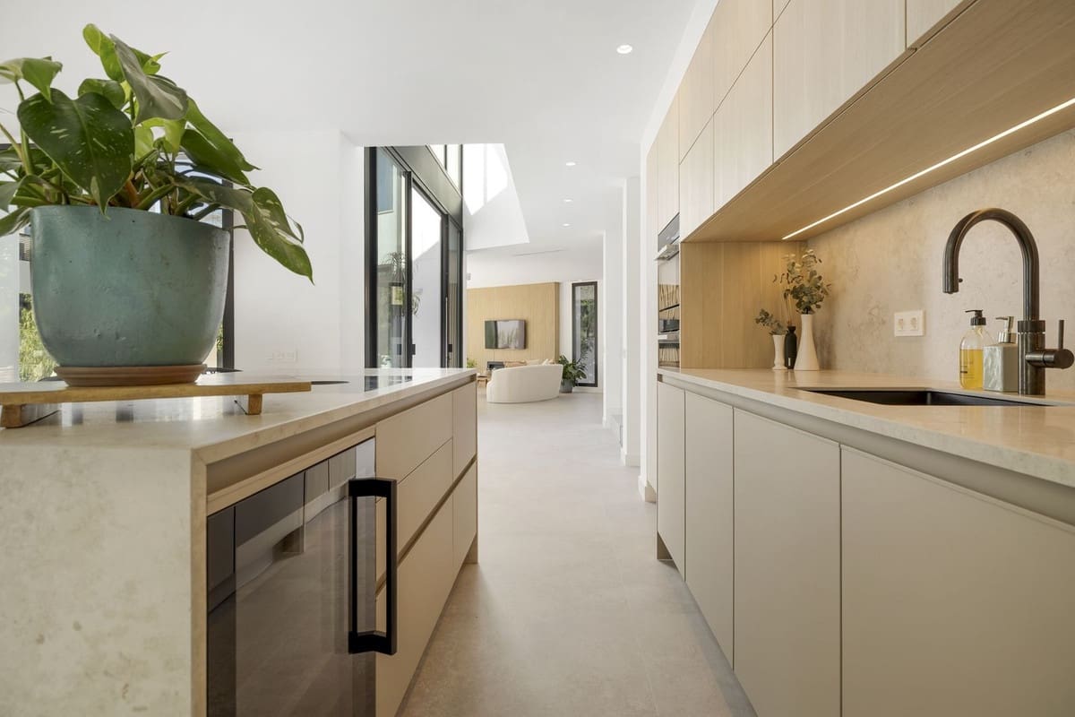 5 Zimmer Villa zu verkaufen in Marbesa mit Pool Garage - 3.345.000 € (Ref: 9720612)