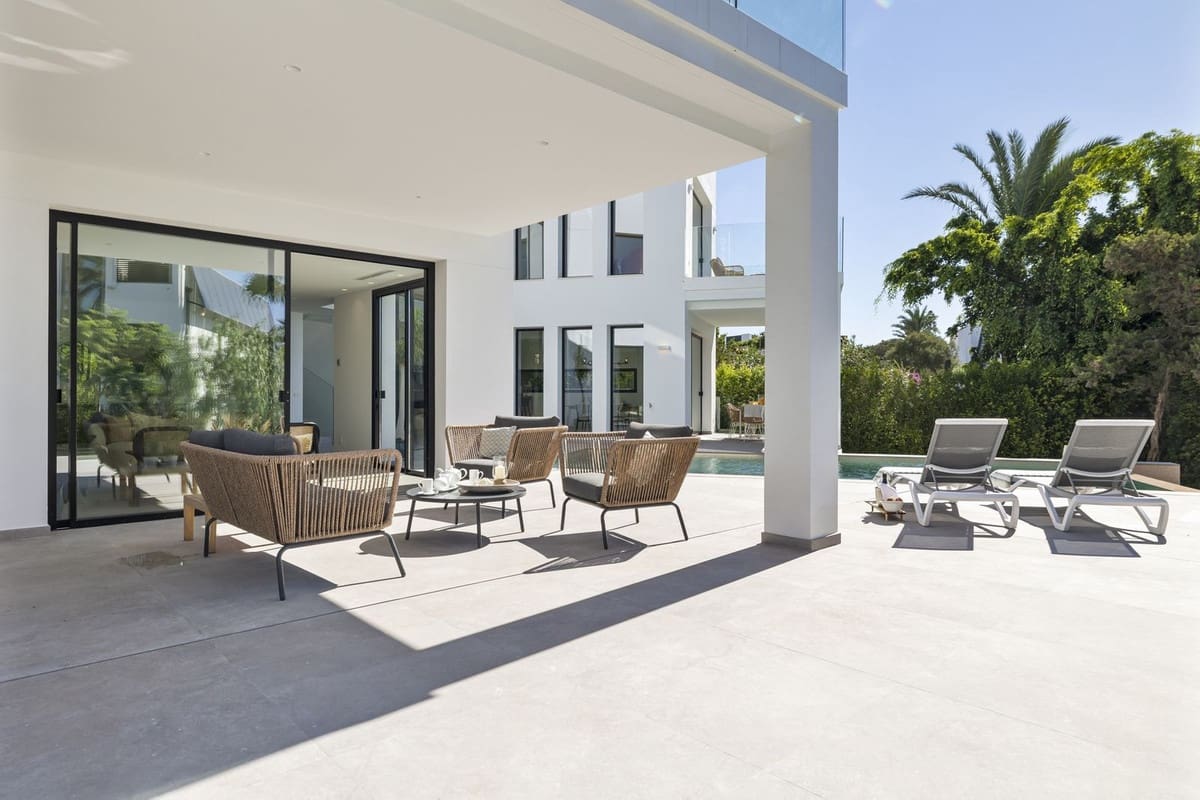 5 Zimmer Villa zu verkaufen in Marbesa mit Pool Garage - 3.345.000 € (Ref: 9720612)