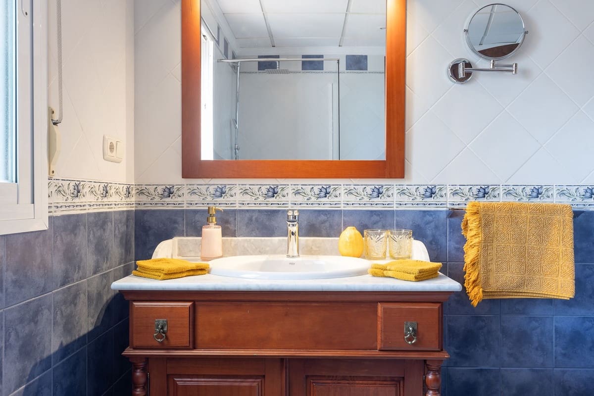4 Zimmer Villa zu verkaufen in Alhaurin el Grande mit Pool Garage - 845.000 € (Ref: 9818852)