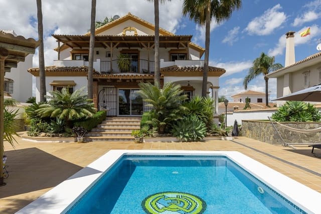 4 sypialnia Willa na sprzedaż w Alhaurín el Grande z basenem garażem - 845 000 € (Ref: 9818852)