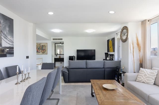 2 makuuhuone Kattohuoneisto myytävänä paikassa Torremolinos mukana uima-altaan 
autotalli - 535 000 € (Ref: 9823767)