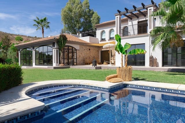 4 soverom Villa til salgs i Alhaurín de la Torre med svømmebasseng garasje - € 1 795 000 (Ref: 9861130)