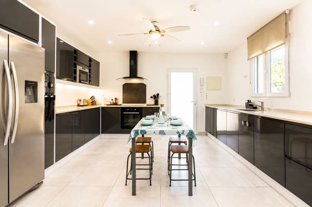 5 bedroom Villa for sale in Portichol - Balcón al Mar, Javea / Xàbia with pool garage - € 799,000 (Ref: 10021597)