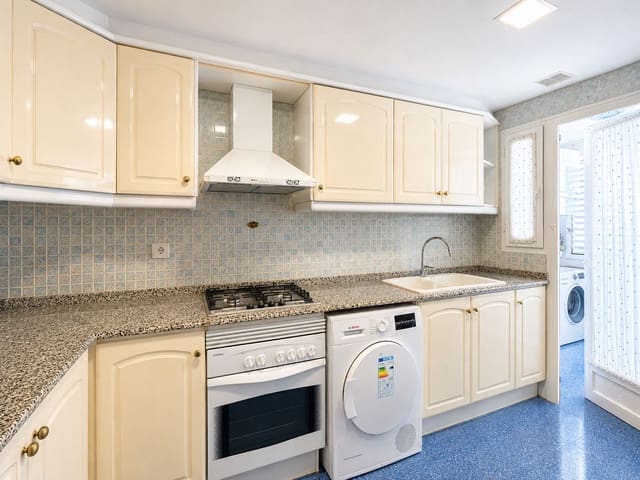 1 makuuhuone Huoneisto myytävänä paikassa Javea / Xàbia mukana uima-altaan - 317 580 € (Ref: 10021598)