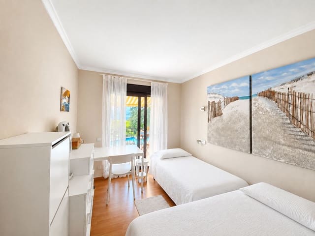 Apartamento de 1 habitación en Javea / Xàbia en venta con piscina garaje - 295.000 € (Ref: 10030933)