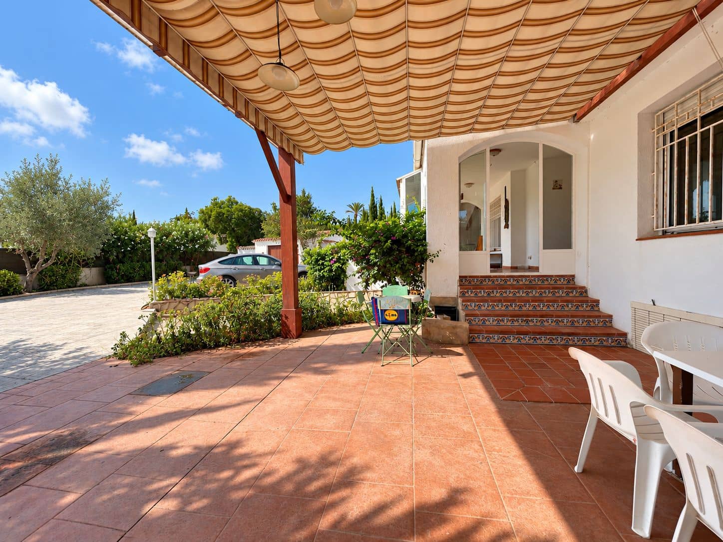 4 chambre Villa/Maison à vendre à Javea / Xabia avec piscine garage - 650 000 € (Ref: 10031131)