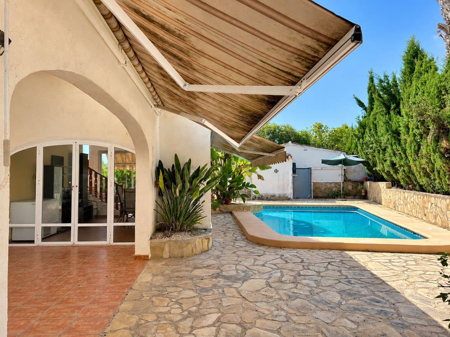 4 chambre Villa/Maison à vendre à Javea / Xabia avec piscine garage - 650 000 € (Ref: 10031131)