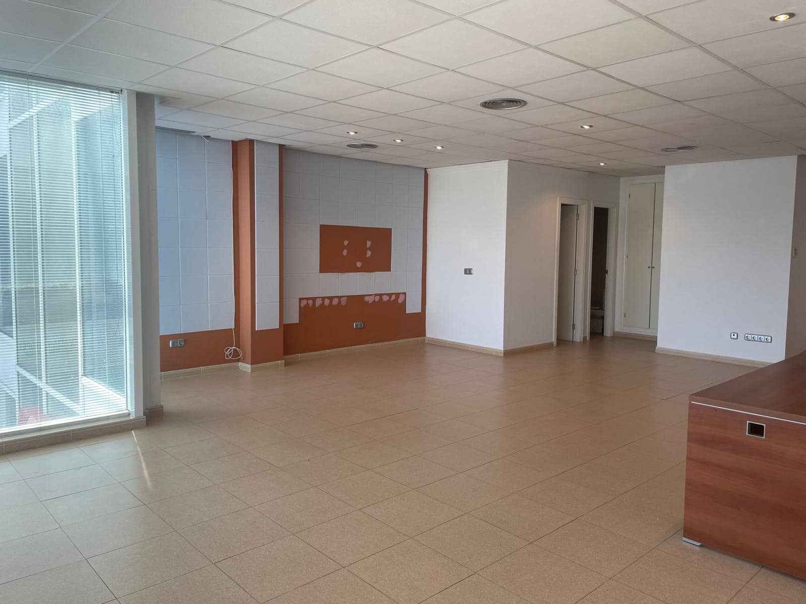 Local Comercial en Javea / Xàbia en alquiler - 1.100 € (Ref: 10031132)