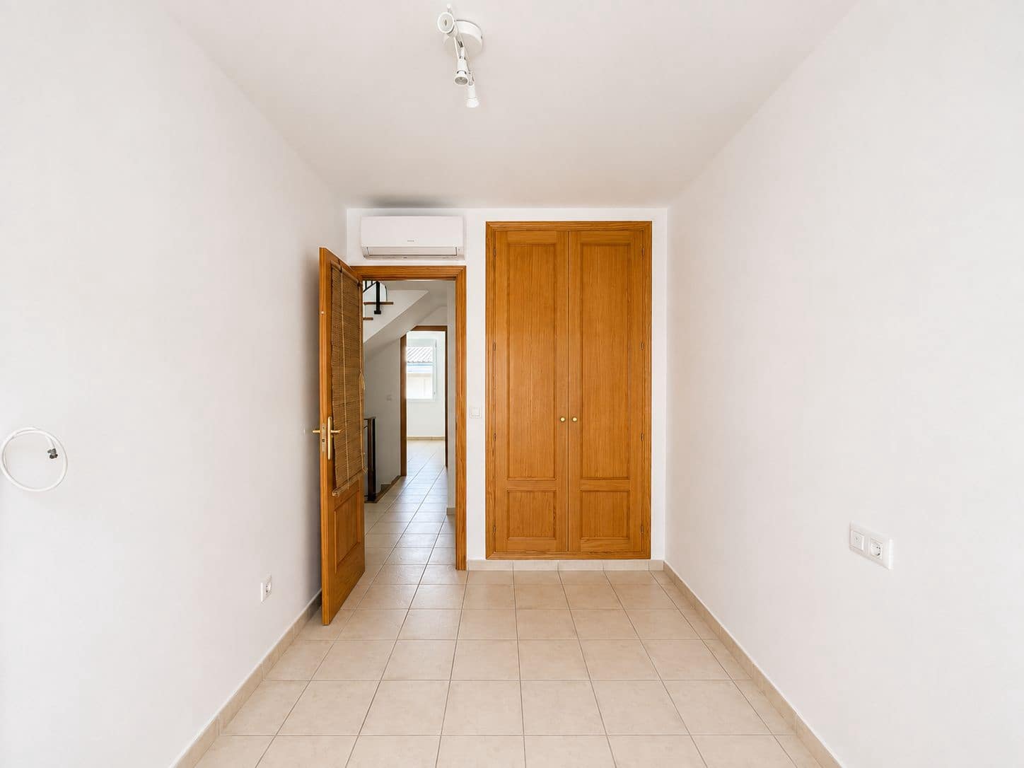 4 soveværelse Rækkehus til salg i Javea / Xabia med swimmingpool garage - € 400.000 (Ref: 10048114)