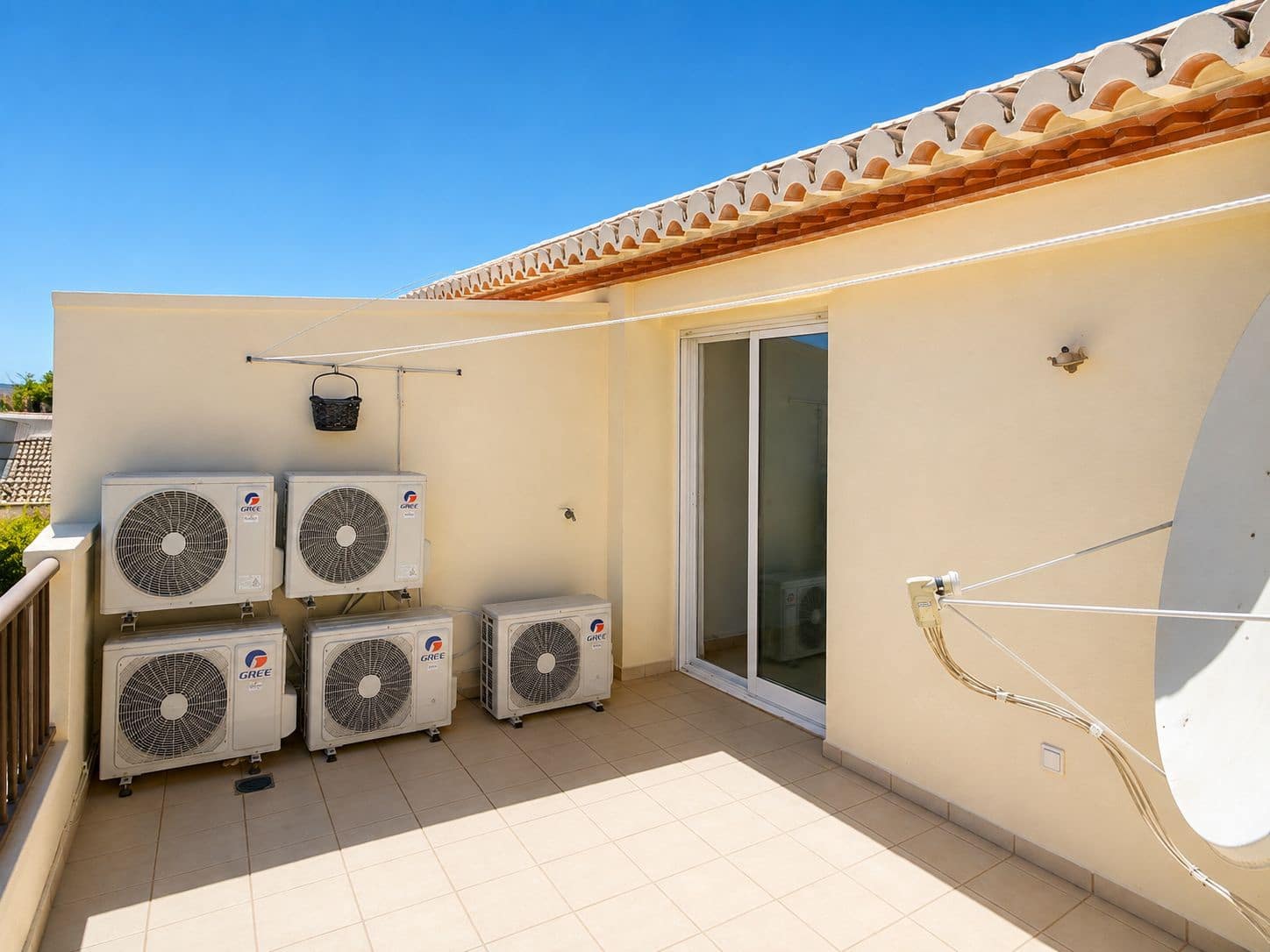 4 soveværelse Rækkehus til salg i Javea / Xabia med swimmingpool garage - € 400.000 (Ref: 10048114)