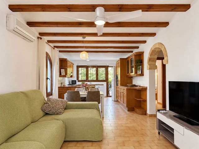 3 soveværelse Lejlighed til leje i Dénia med garage - € 1.200 (Ref: 10093796)