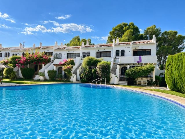 3 soveværelse Lejlighed til leje i Dénia med garage - € 1.200 (Ref: 10093796)