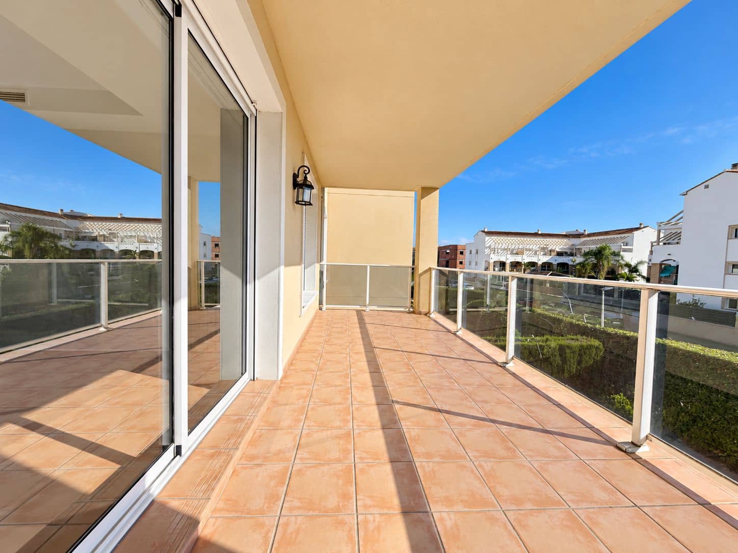 2 bedroom Apartment for rent in Arenal with pool garage - € 1,300 (Ref: 10111902)