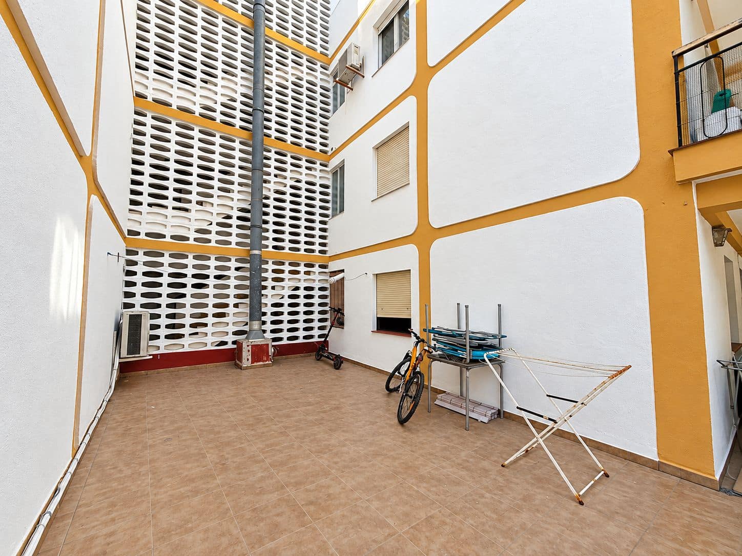 2 slaapkamer Appartement te koop in Javea / Xabia met garage - € 230.000 (Ref: 10145106)