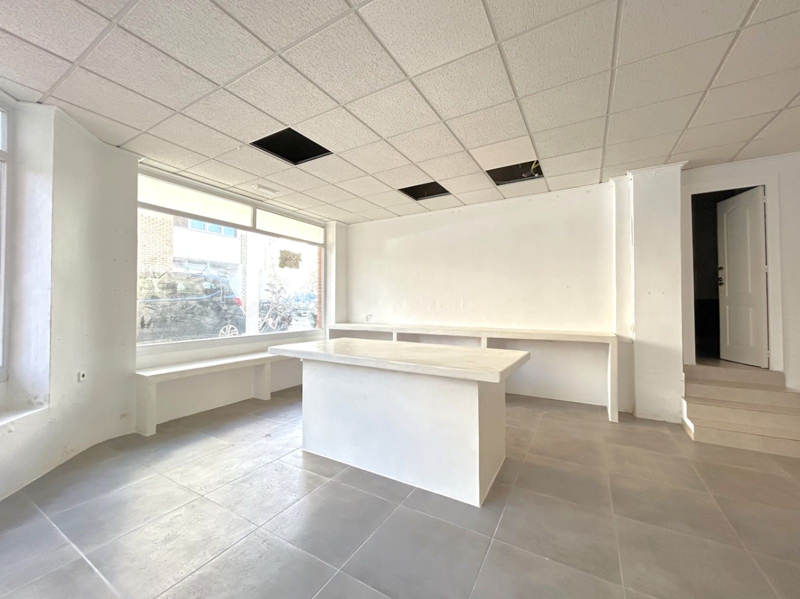 Kommersiell til leie i Javea / Xabia - € 750 (Ref: 3558097)