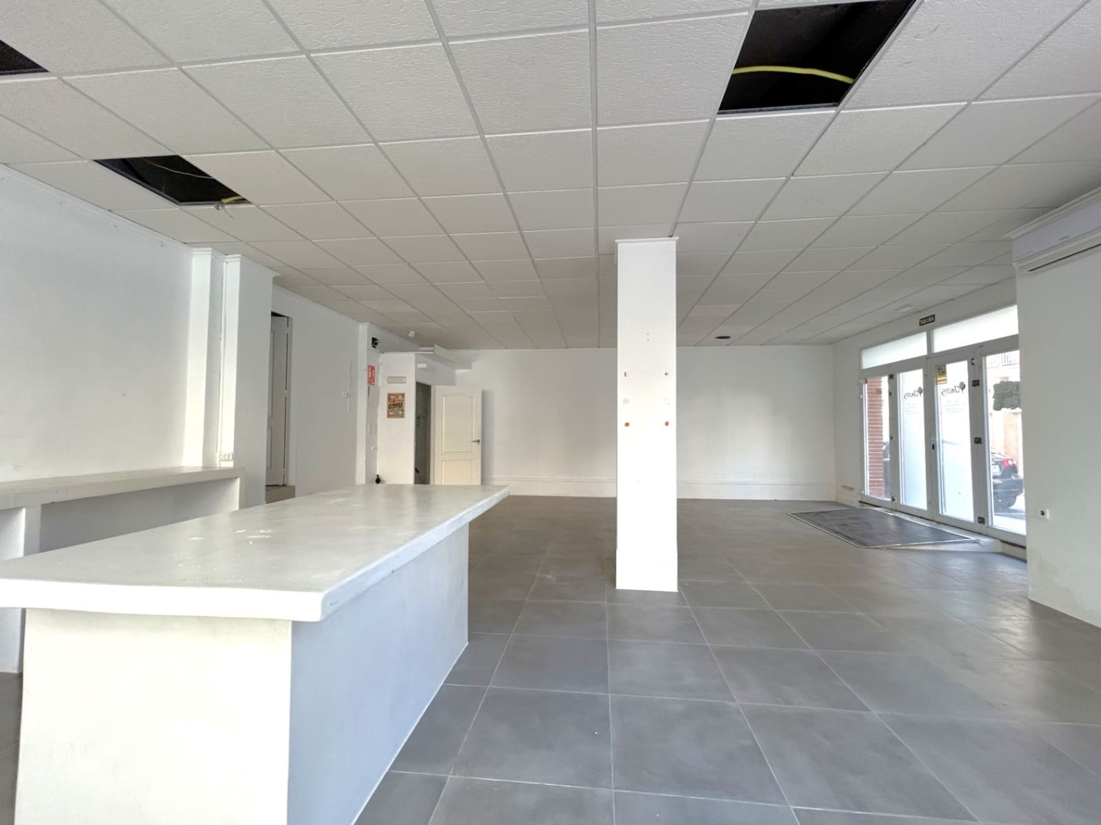 Kommersiell til leie i Javea / Xabia - € 750 (Ref: 3558097)