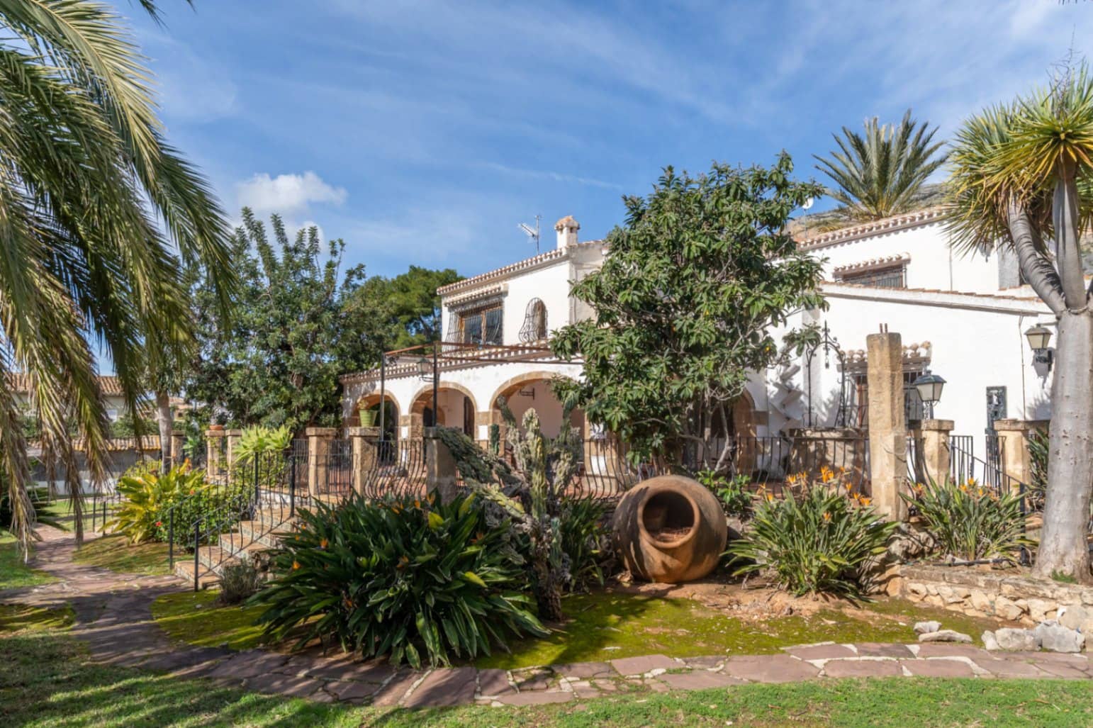 7 soverom Villa til salgs i Javea / Xabia med svømmebasseng garasje - € 1 250 000 (Ref: 6822021)