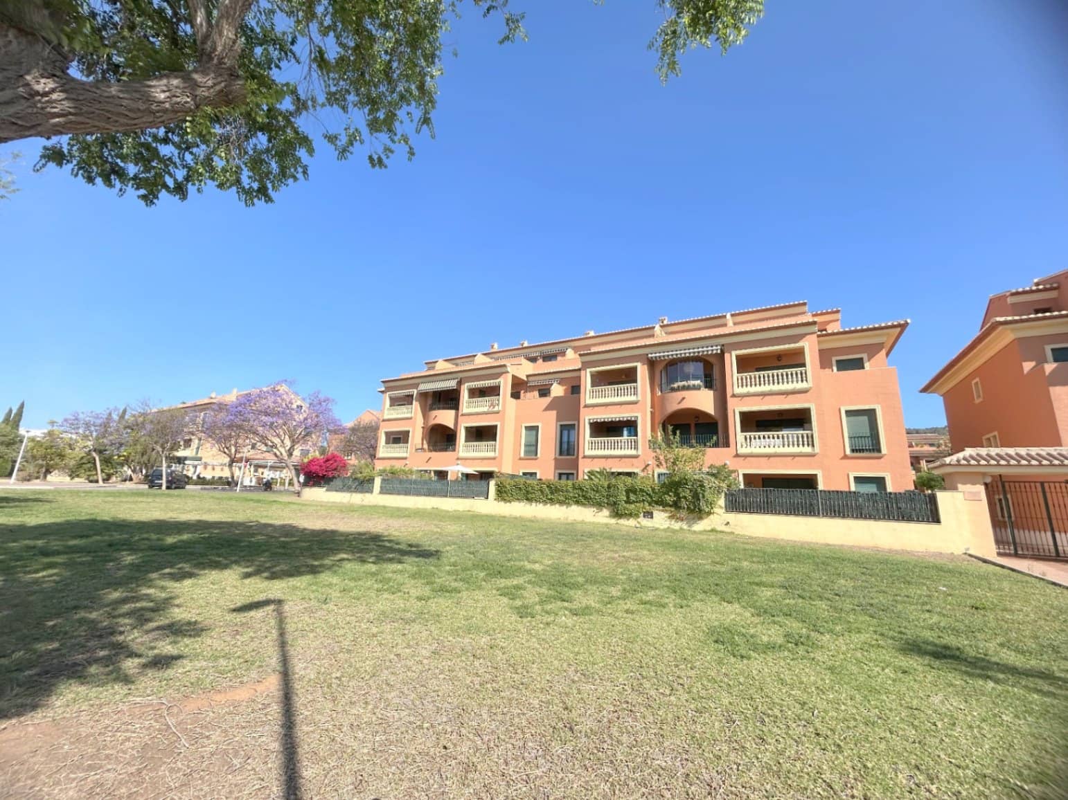 Apartamento de 3 habitaciones en Javea / Xàbia en alquiler con piscina - 1.150 € (Ref: 8329241)