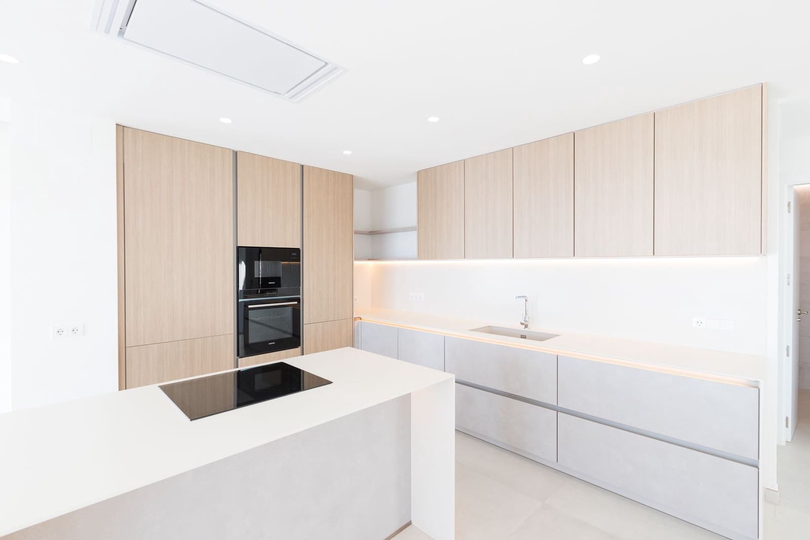 5 bedroom Villa for sale in Javea / Xabia with pool garage - € 3,300,000 (Ref: 8500514)