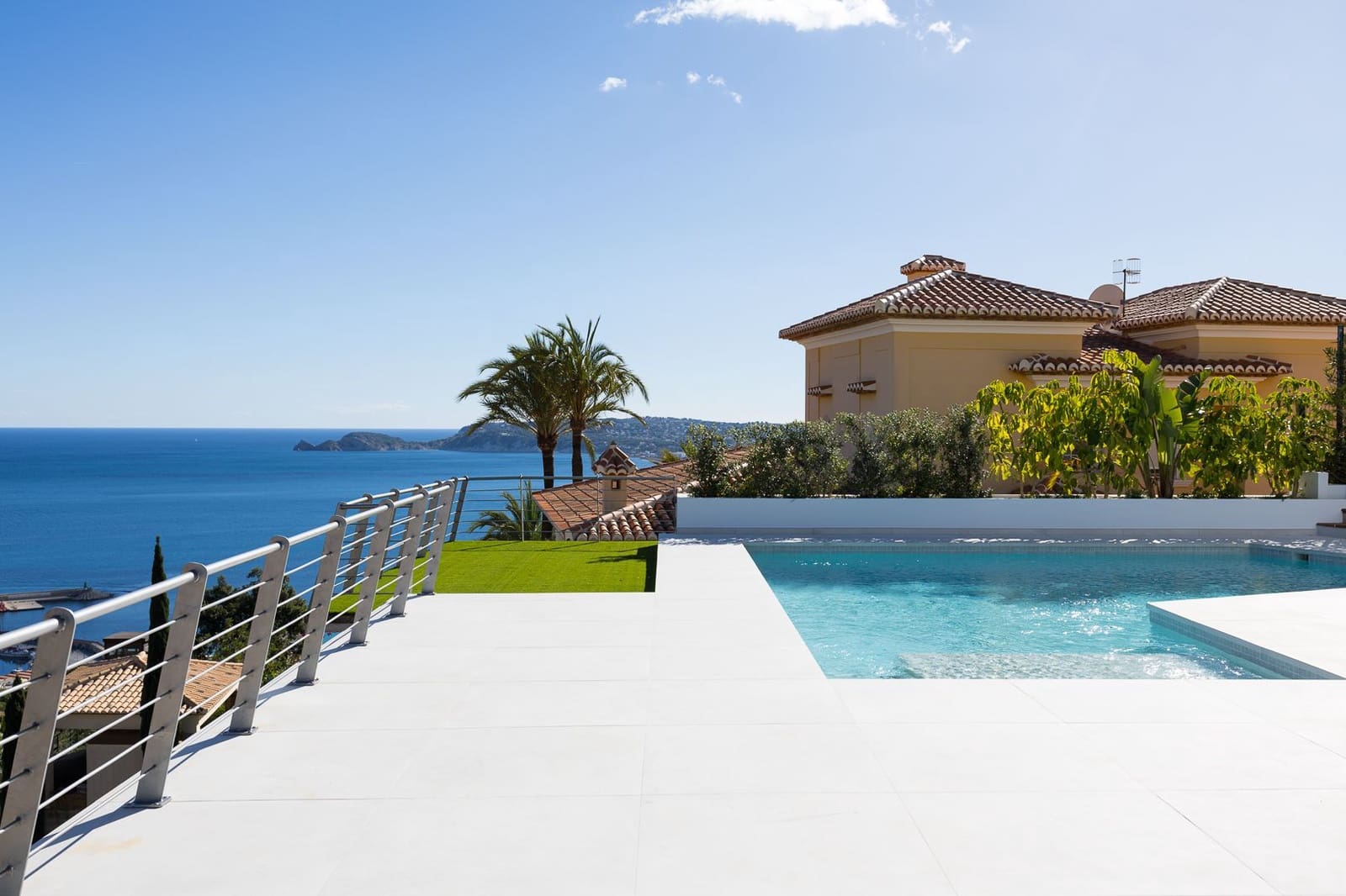 5 bedroom Villa for sale in Javea / Xabia with pool garage - € 3,300,000 (Ref: 8500514)