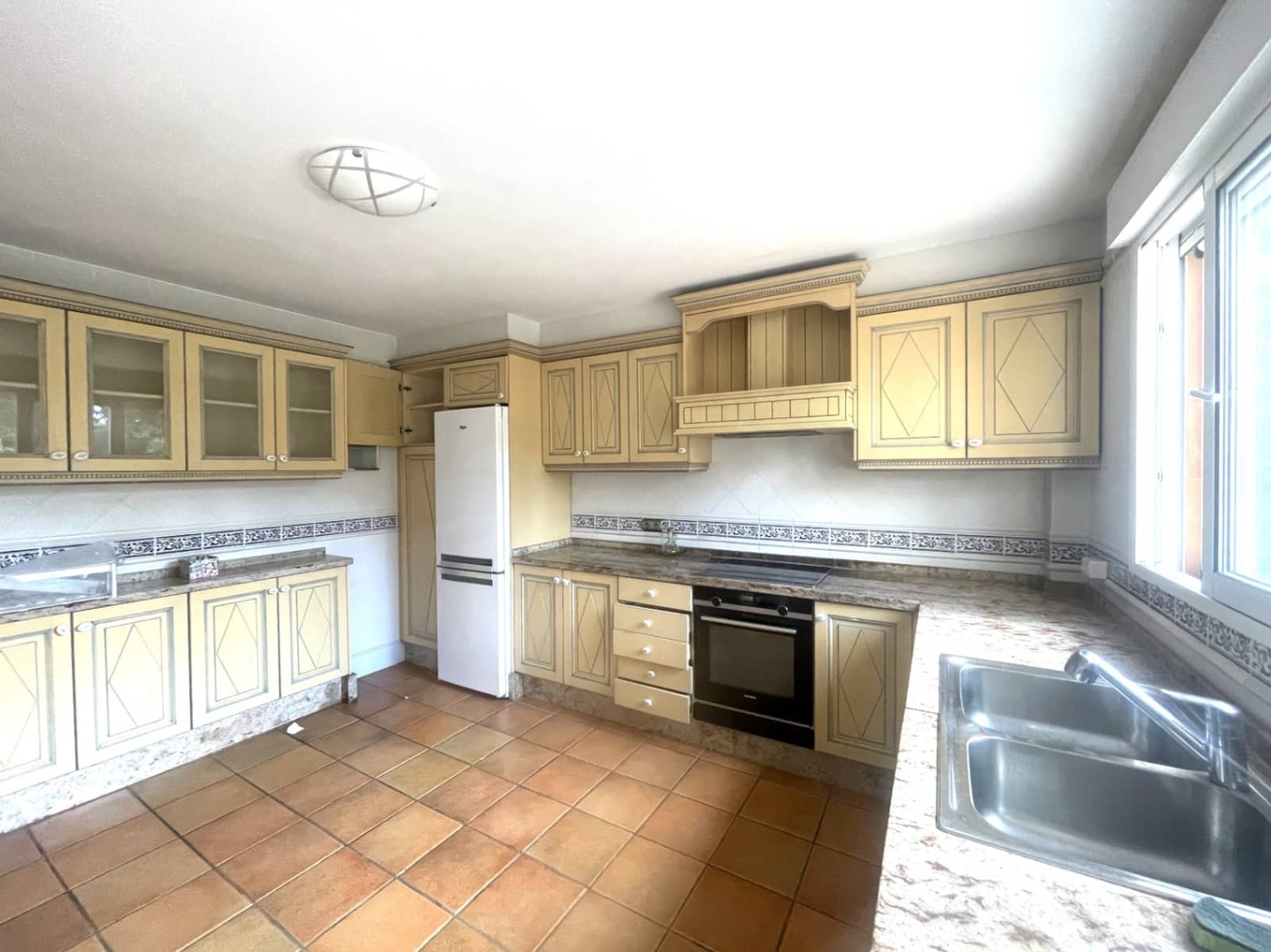 4 bedroom Villa for rent in Javea / Xabia with pool garage - € 2,700 (Ref: 8541478)