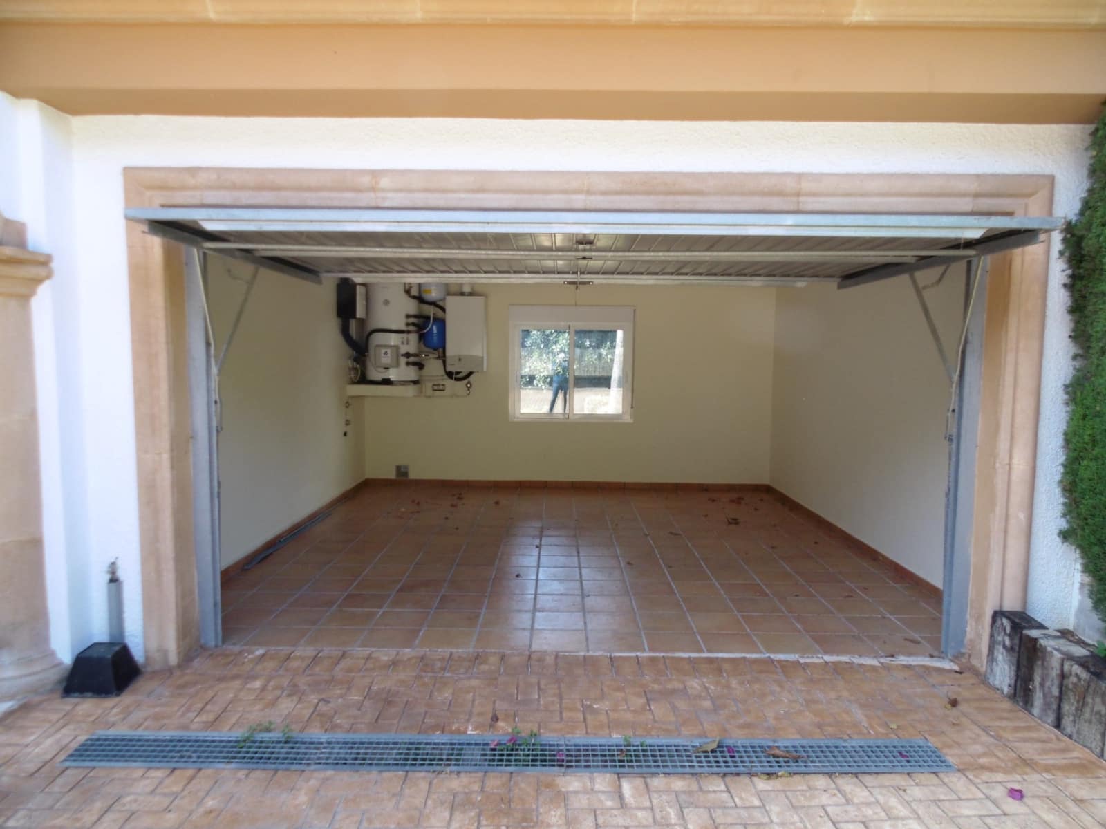 4 bedroom Villa for rent in Javea / Xabia with pool garage - € 2,700 (Ref: 8541478)