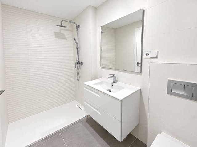 3 soverom Leilighet til leie i Arenal, Javea / Xàbia med svømmebasseng garasje - € 1 800 (Ref: 8541479)