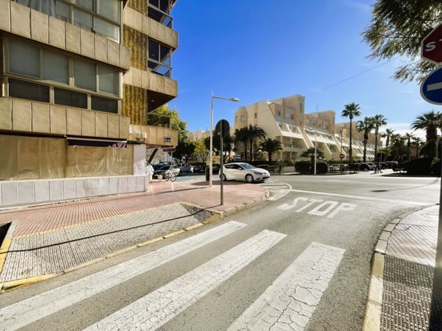 Comercial para venda em Puerto, Javea / Xàbia - 168 000 € (Ref: 8835253)