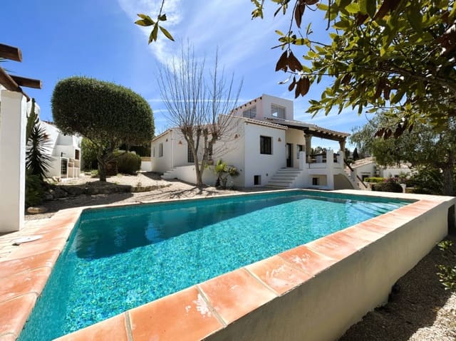 4 chambre Villa/Maison à vendre à Cap Martí - El Tossalet - Pinomar, Javea / Xàbia avec piscine garage - 790 000 € (Ref: 8884512)