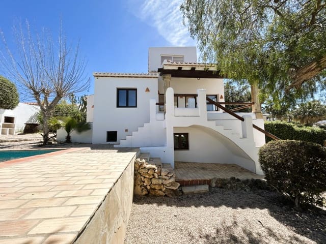4 chambre Villa/Maison à vendre à Cap Martí - El Tossalet - Pinomar, Javea / Xàbia avec piscine garage - 790 000 € (Ref: 8884512)