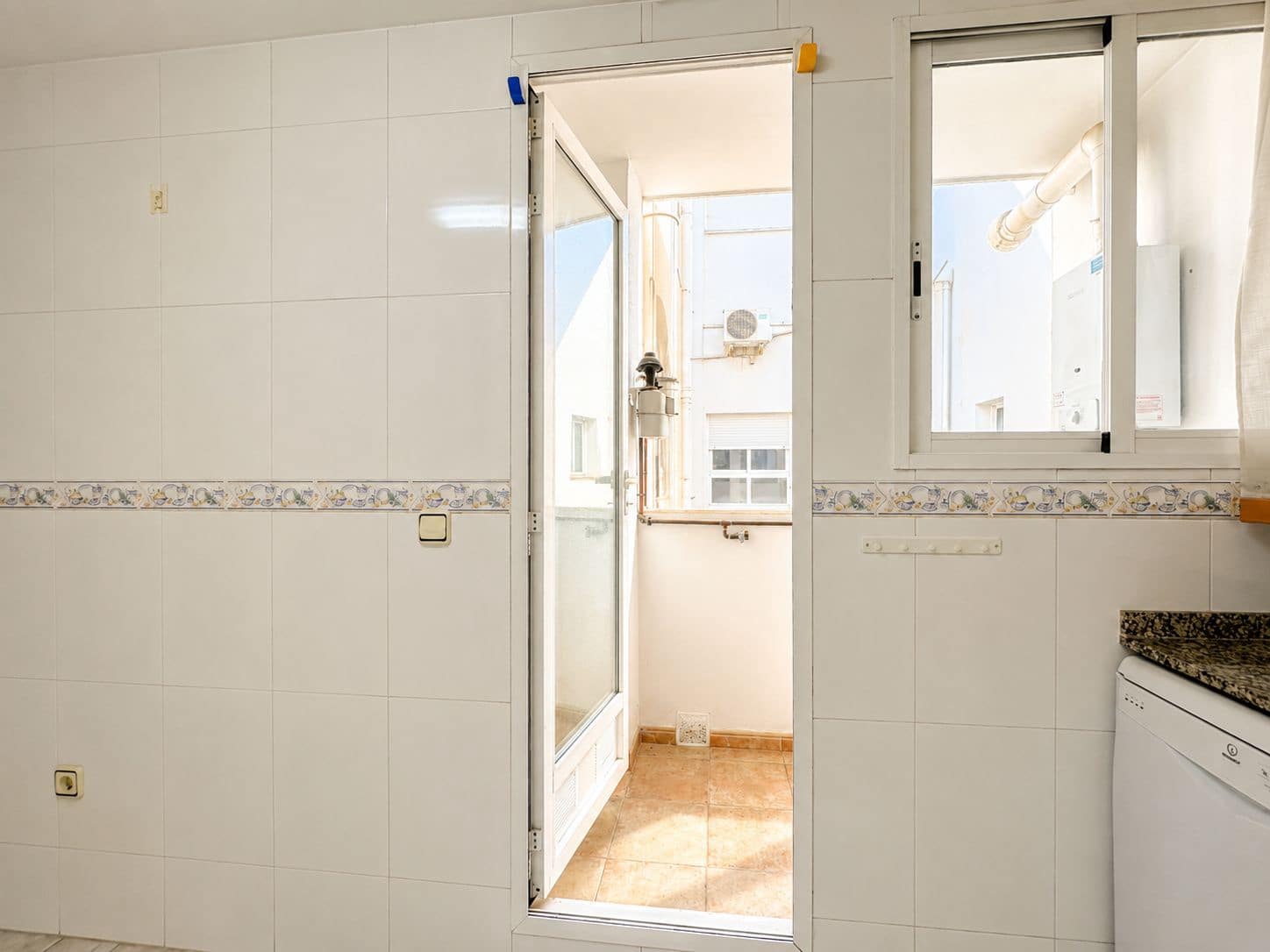3 sovrum Lägenhet till salu i Javea / Xabia med garage - 405 000 € (Ref: 8947642)
