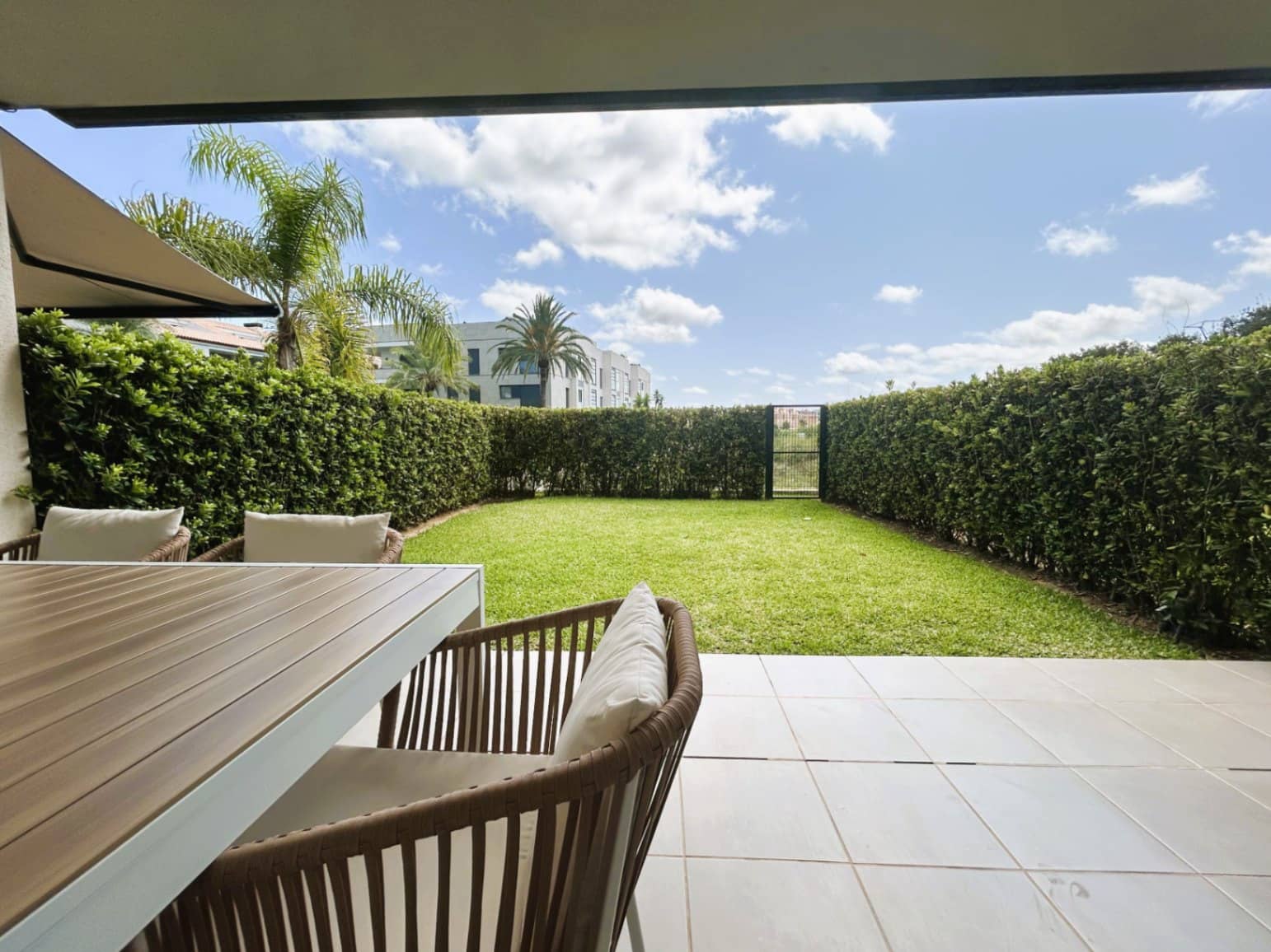 Apartamento de 2 habitaciones en Javea / Xàbia en alquiler con piscina garaje - 1.200 € (Ref: 8981899)