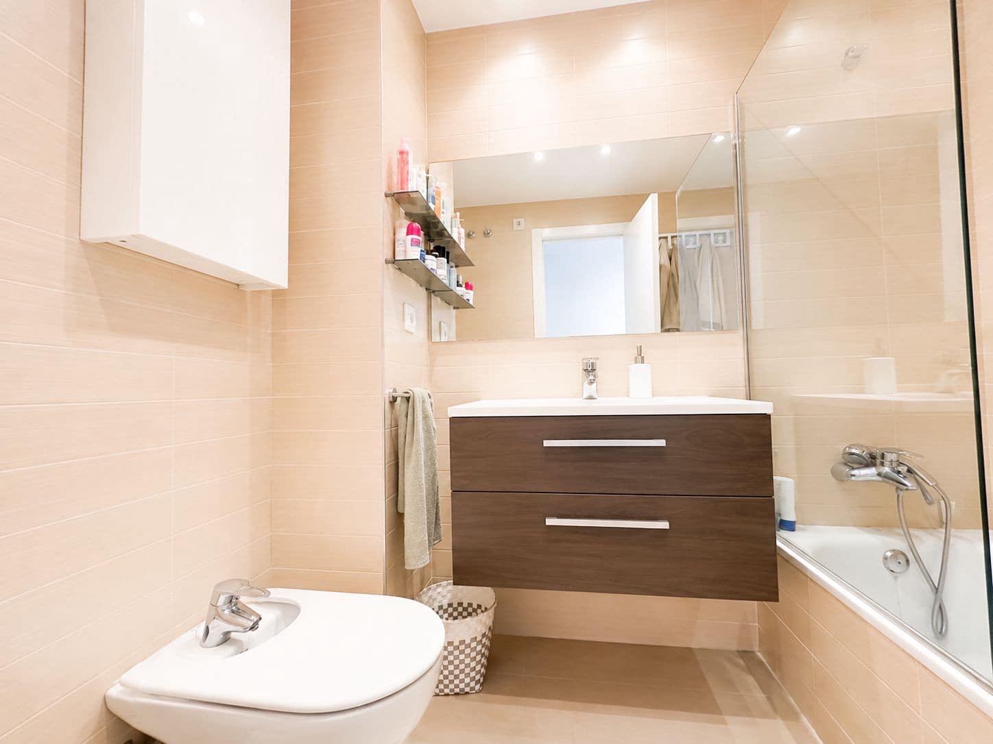 Apartamento de 2 habitaciones en Javea / Xàbia en alquiler con piscina garaje - 1.200 € (Ref: 8981899)