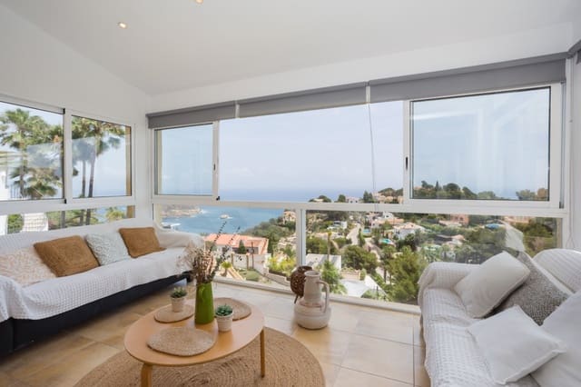 4 makuuhuone Huvila myytävänä paikassa Javea / Xàbia mukana uima-altaan 
autotalli - 995 000 € (Ref: 9009928)