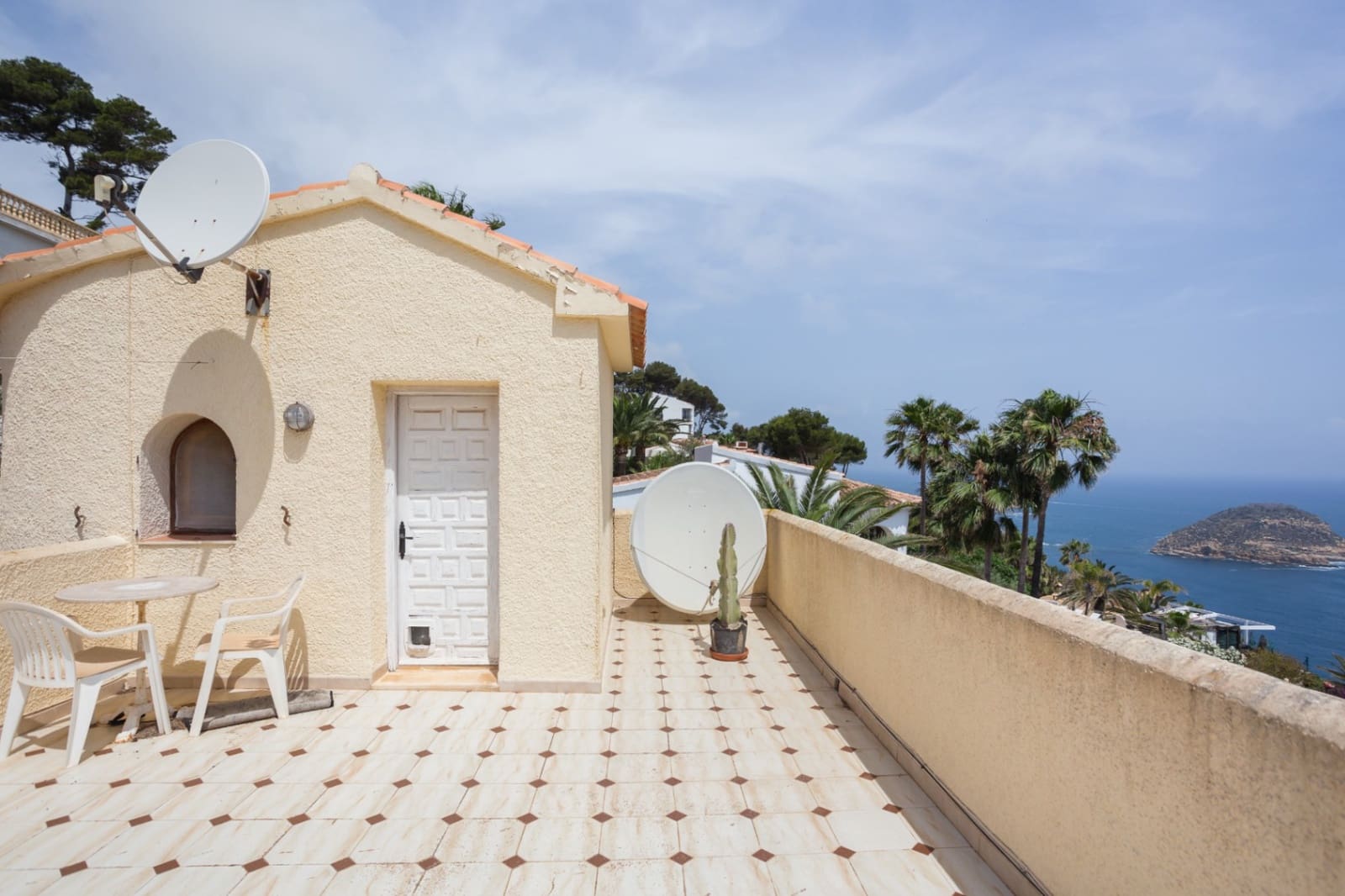 4 bedroom Villa for sale in Javea / Xabia with pool garage - € 995,000 (Ref: 9009928)