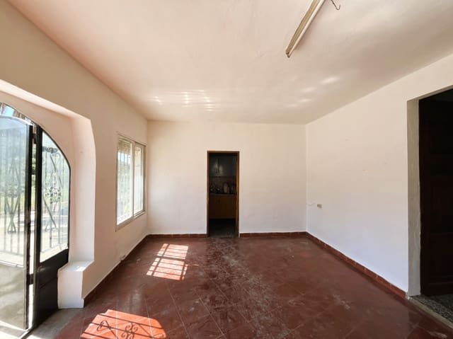 4 slaapkamer Villa te koop in Gata de Gorgos met garage - € 288.000 (Ref: 9013227)