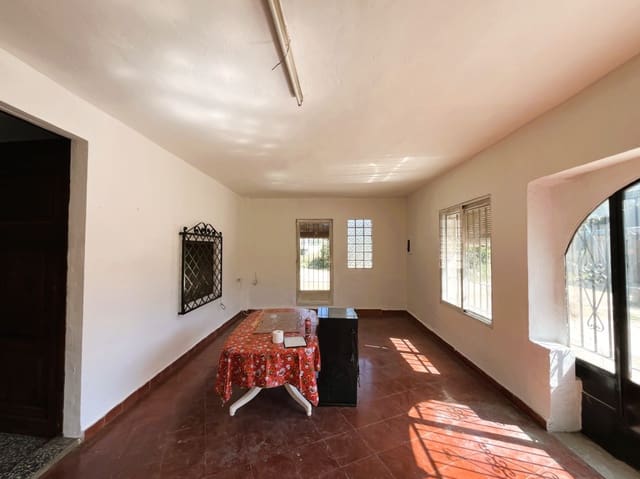 4 slaapkamer Villa te koop in Gata de Gorgos met garage - € 288.000 (Ref: 9013227)