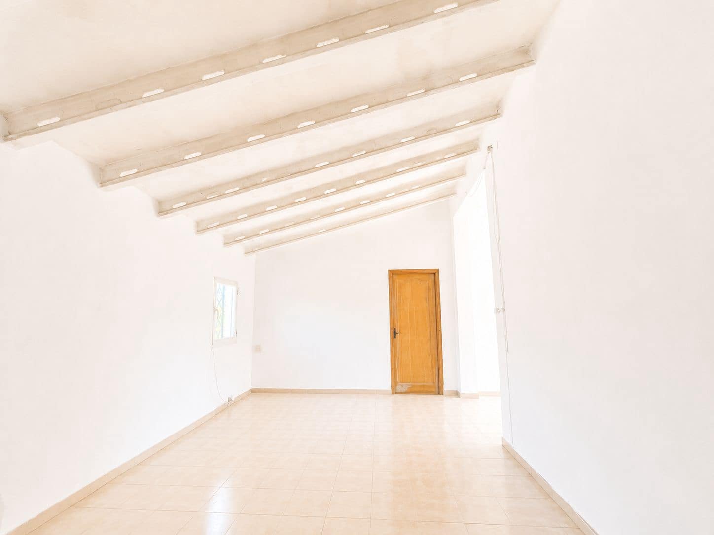 4 bedroom Villa for sale in Gata de Gorgos with garage - € 288,000 (Ref: 9013227)
