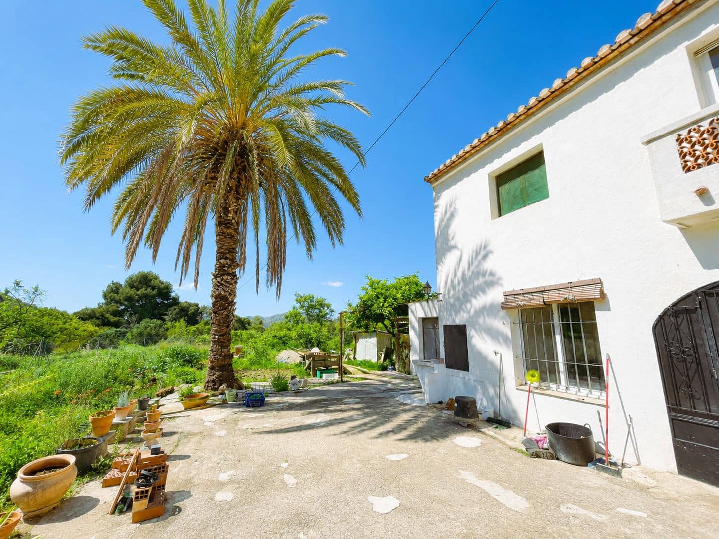4 bedroom Villa for sale in Gata de Gorgos with garage - € 288,000 (Ref: 9013227)