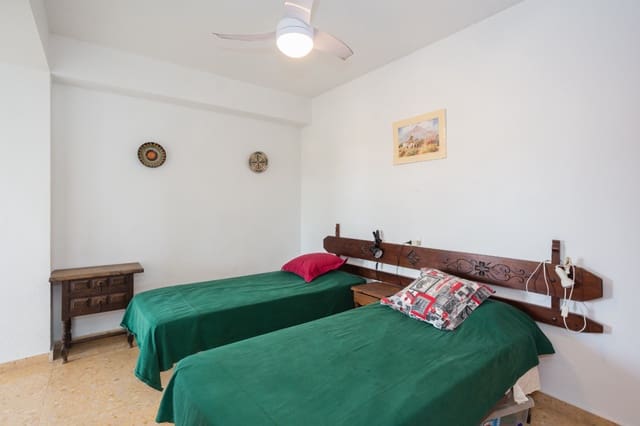 Apartamento de 3 habitaciones en Javea / Xàbia en venta con piscina garaje - 394.000 € (Ref: 9037445)