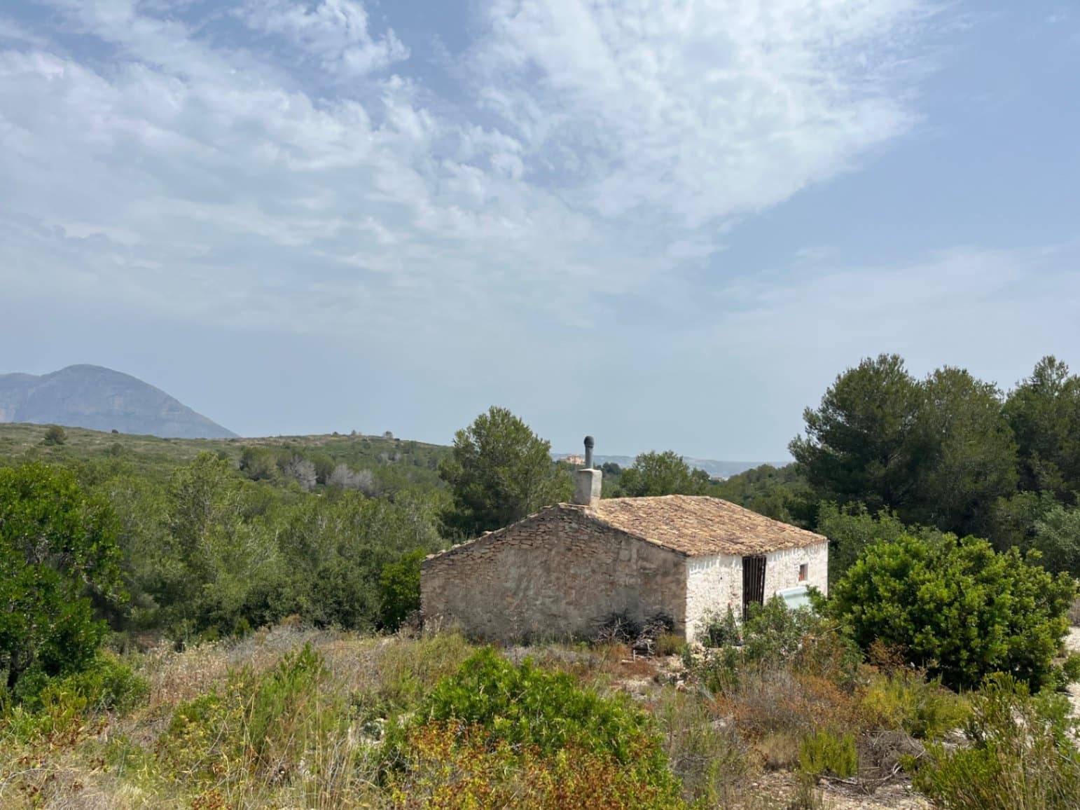 Villa for sale in Javea / Xabia - € 240,000 (Ref: 9103633)