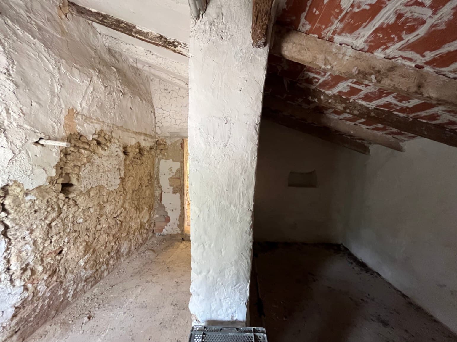 Villa for sale in Javea / Xabia - € 240,000 (Ref: 9103633)