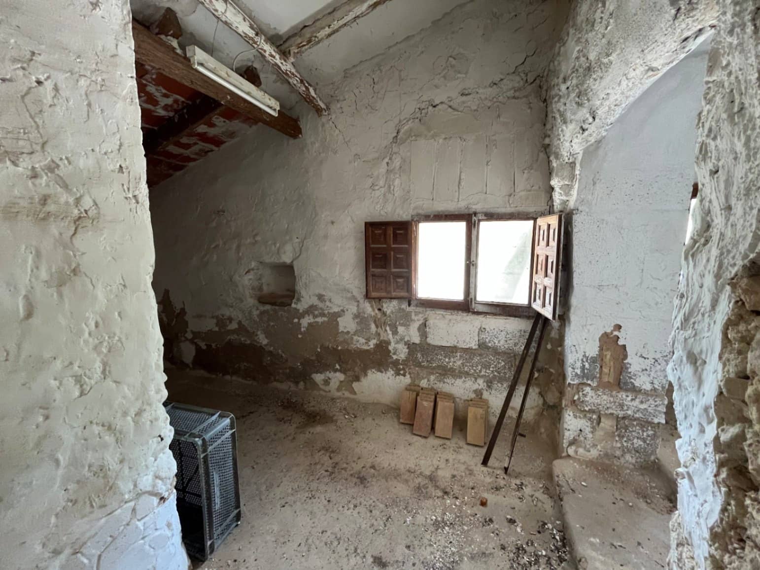 Villa for sale in Javea / Xabia - € 240,000 (Ref: 9103633)