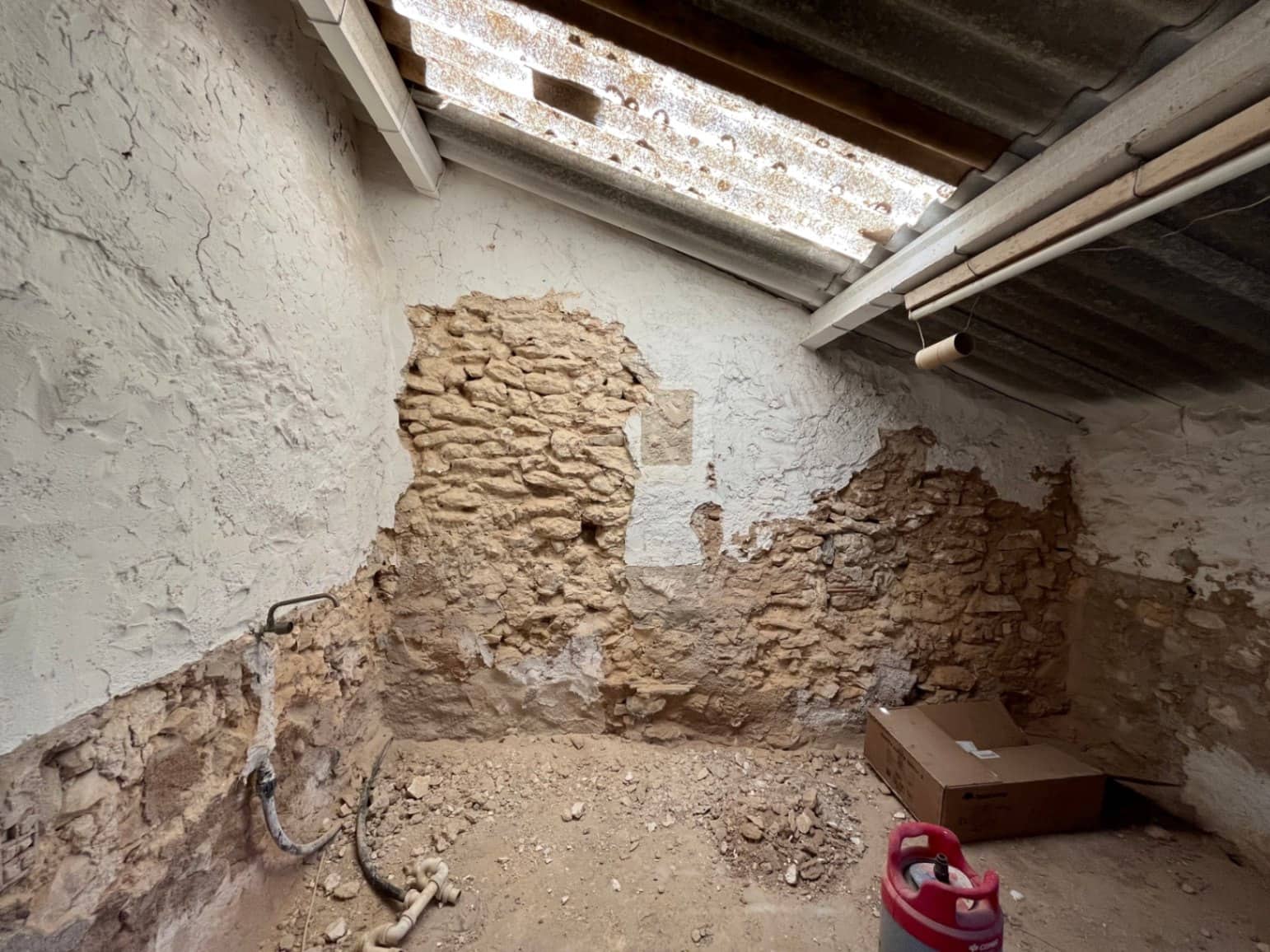 Villa for sale in Javea / Xabia - € 240,000 (Ref: 9103633)